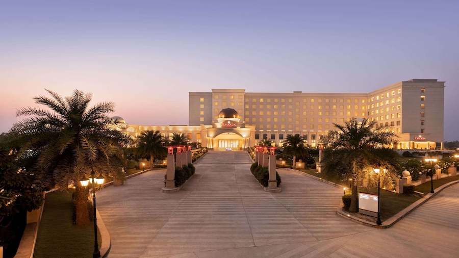 Ramada by Wyndham Lucknow Hotel and Convention Center