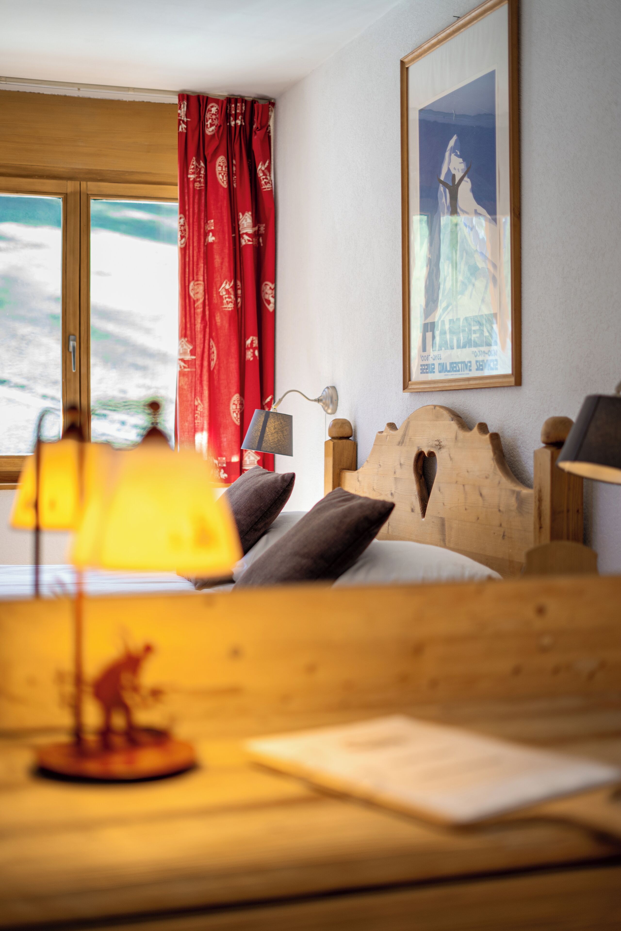 Quarto casal, vista para a montanha | Frigobar, cofres nos quartos, cortinas blackout, Wi-Fi de cortesia