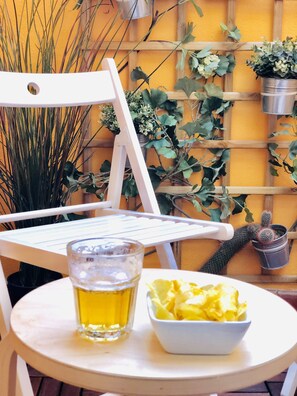 Deluxe-huoneisto, 1 makuuhuone, patio | Parveke