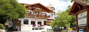 Exterior - Hotel Hubertushof (Naz Sciaves)
