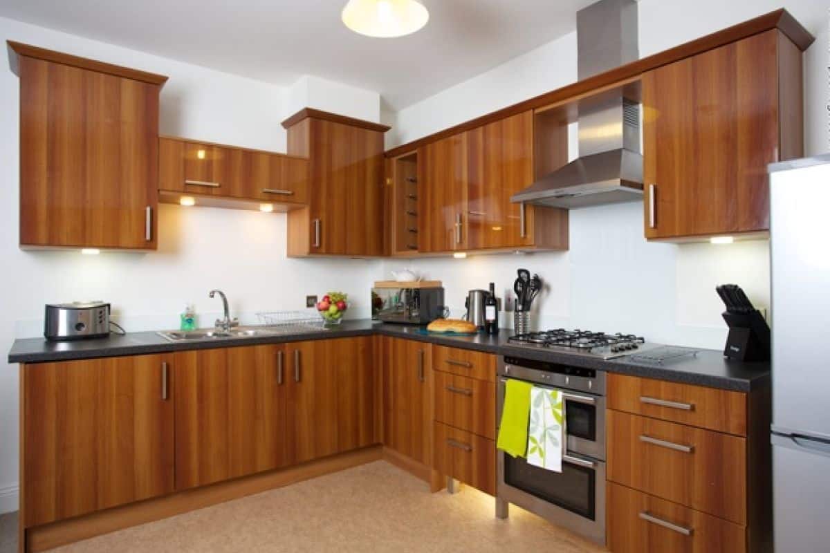 Apartment (1 and half bedroom)