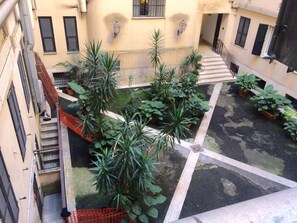 View from property - Ohi Accommodation (Rome)