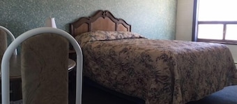 Mile Zero Motor Inn