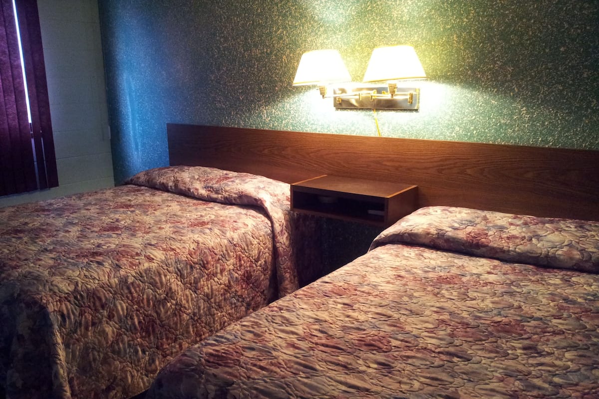 Standard Room, 2 Double Beds