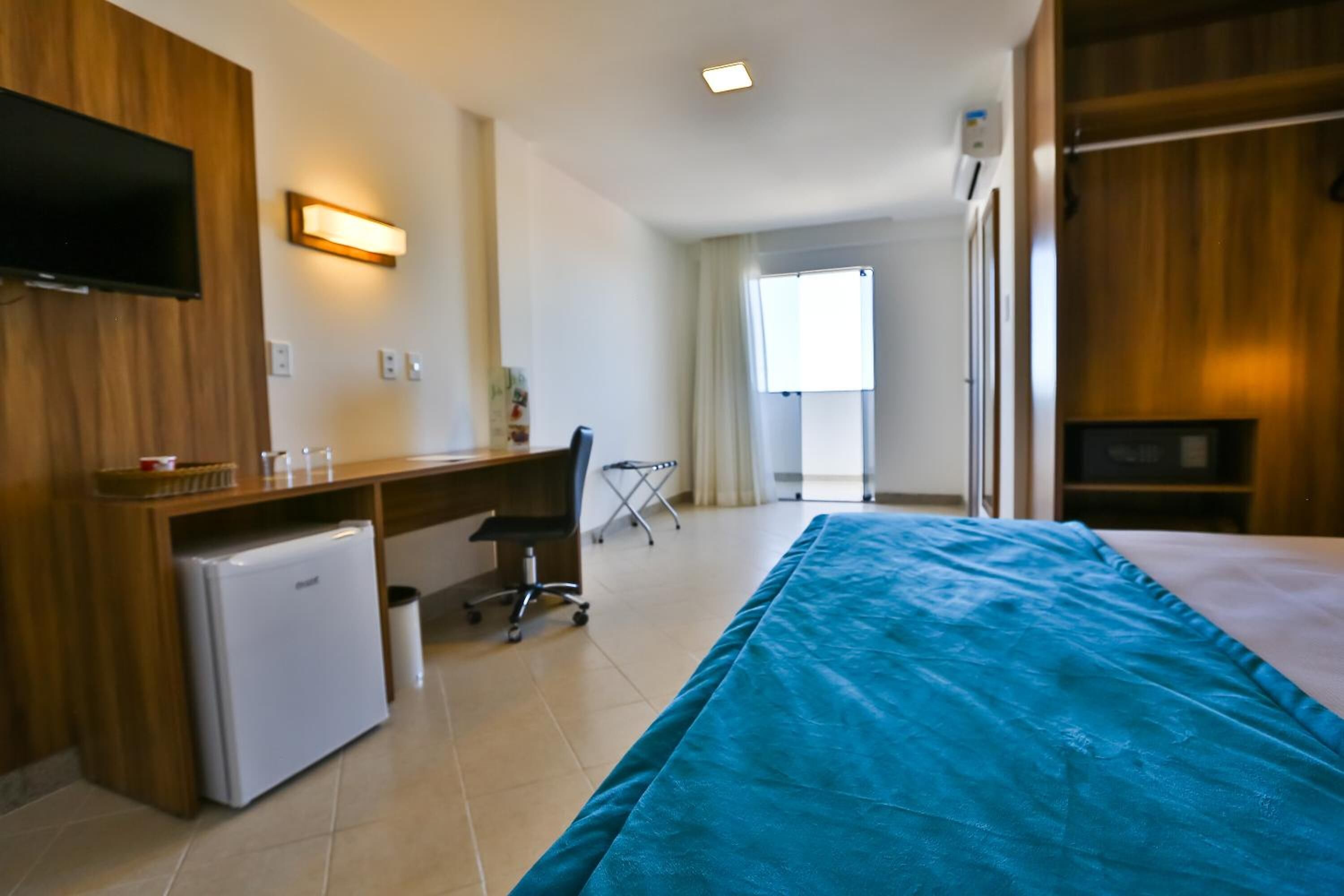 1 bedroom, minibar, in-room safe, desk