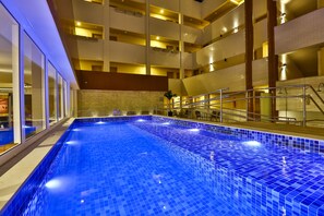 Indoor pool - Arcus Hotel Aracaju by Atlantica (Aracaju)