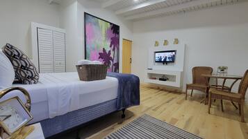 Habitació Deluxe, vistes parcials a l'oceà | Wifi gratuïta i roba de llit