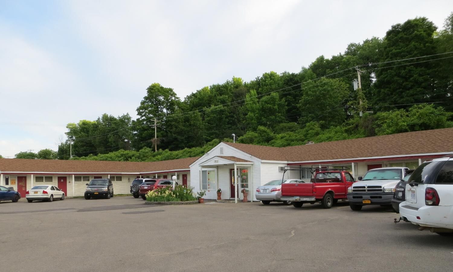 Photo - Cortland Motel