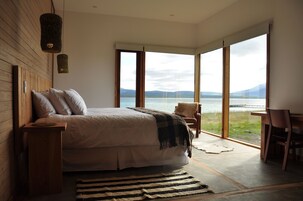 Superior Double Room, Sea View, Corner | Premium bedding, in-room safe, desk, iron/ironing board