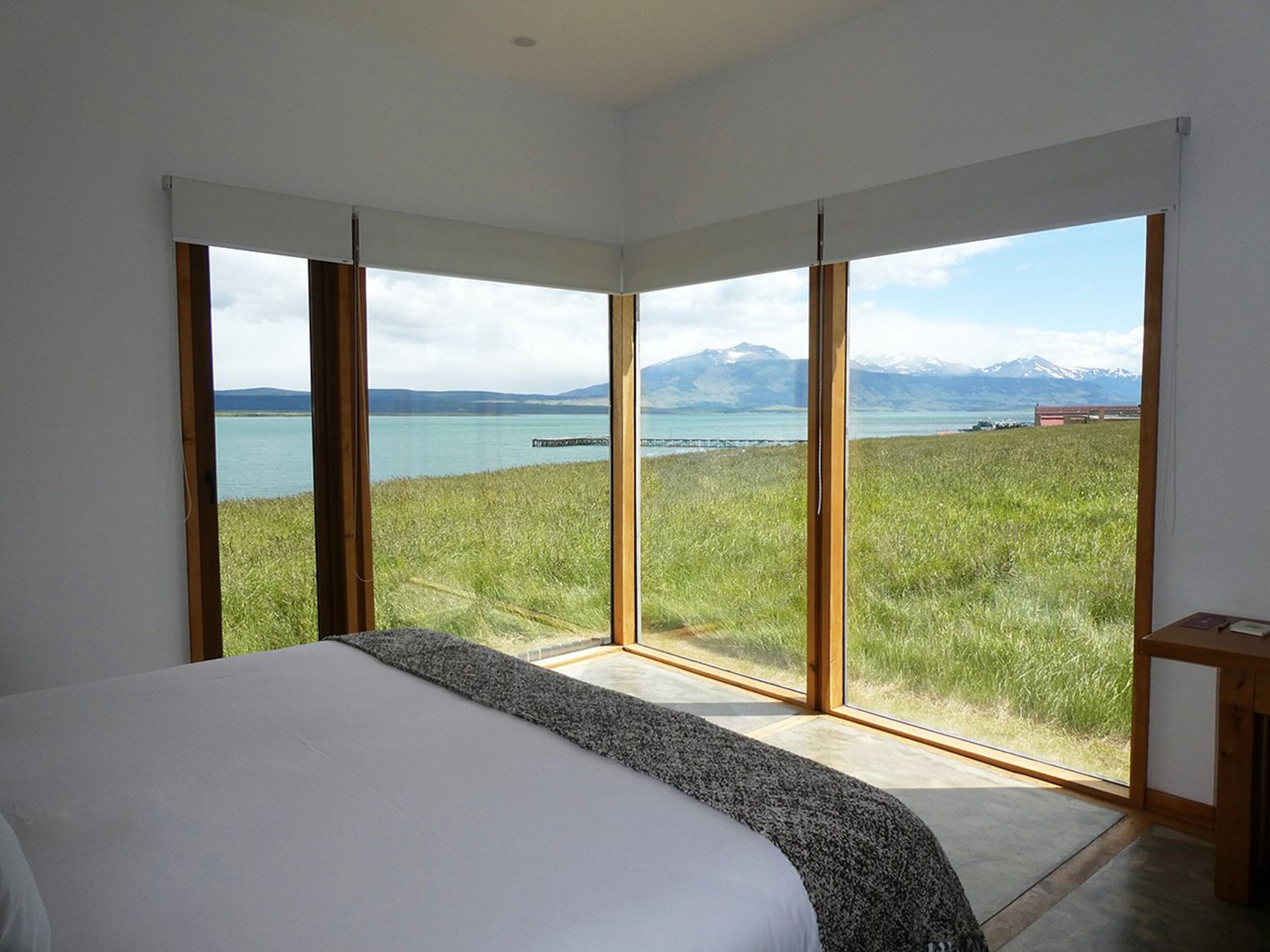 superior double room, ocean view | 1 bedroom, premium bedding, in-room safe, desk