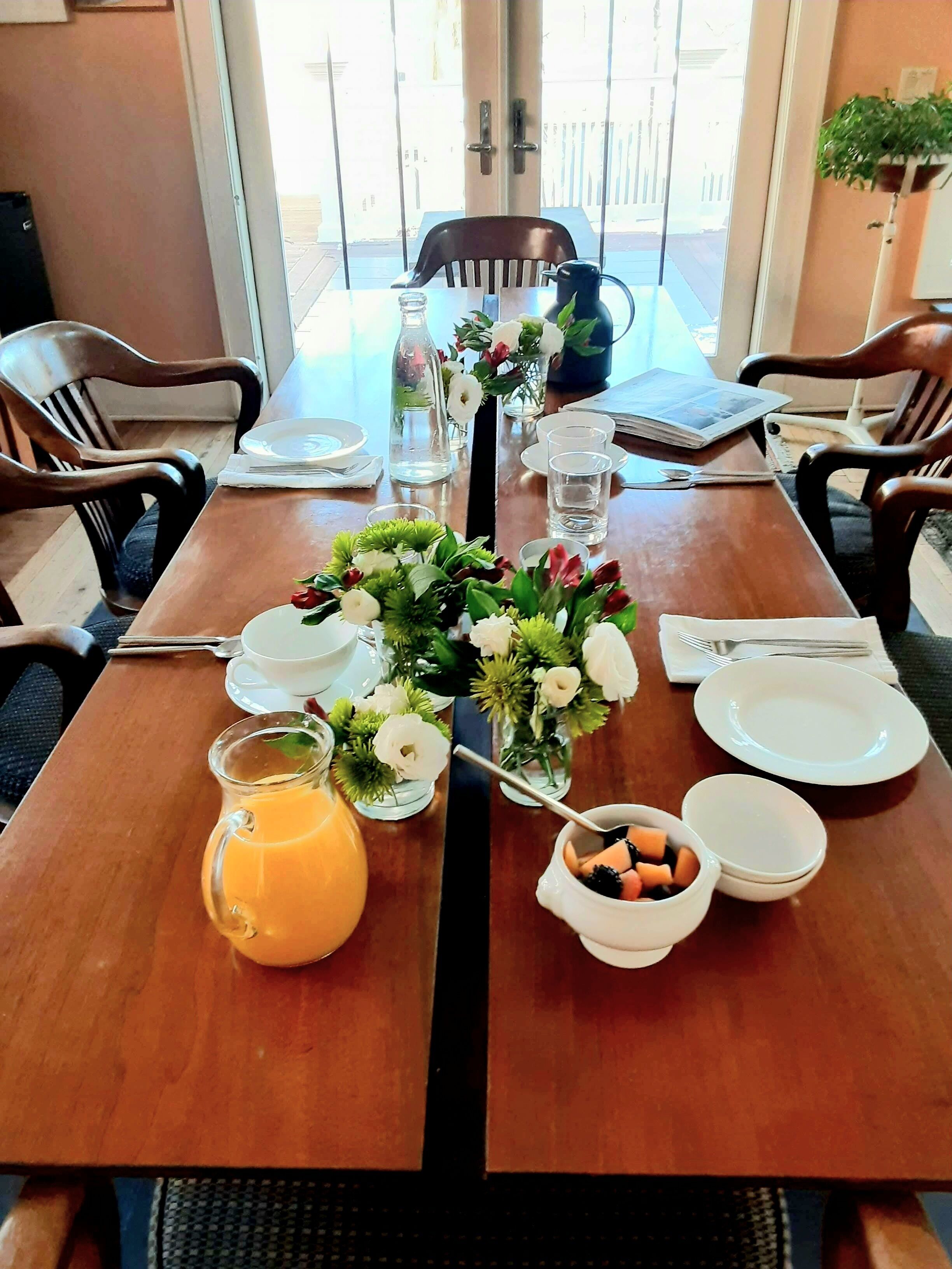 Daily full breakfast for a fee