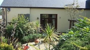 Cottage, Ensuite, Garden View (Frankaborough) | Exterior