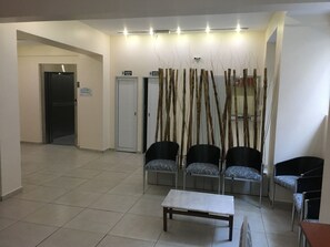 Lobby sitting area - El Porteño (Buenos Aires)