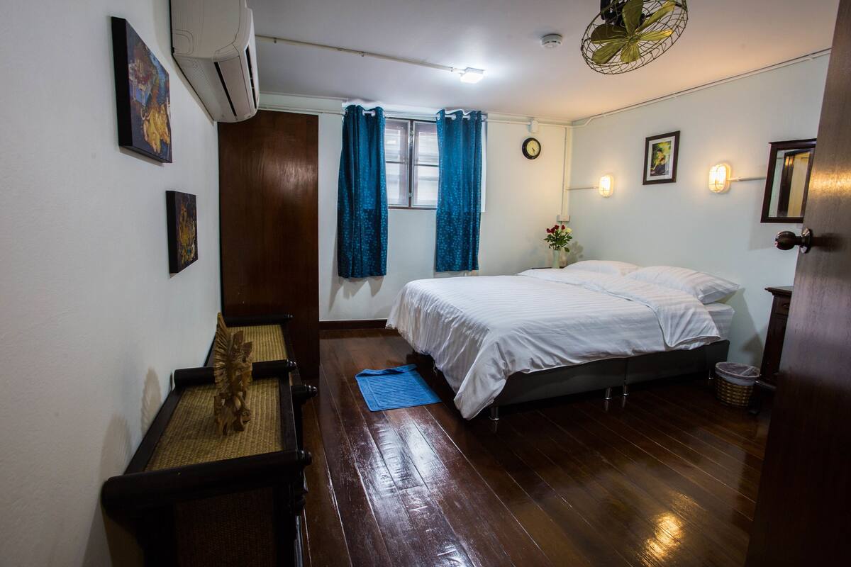 Blackout curtains, rollaway beds, free WiFi, individually decorated