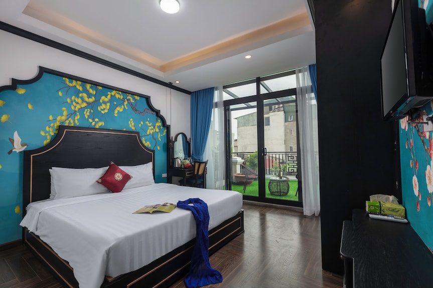 Khách sạn Queen Light Hotel Khách sạn Queen Light Hotel