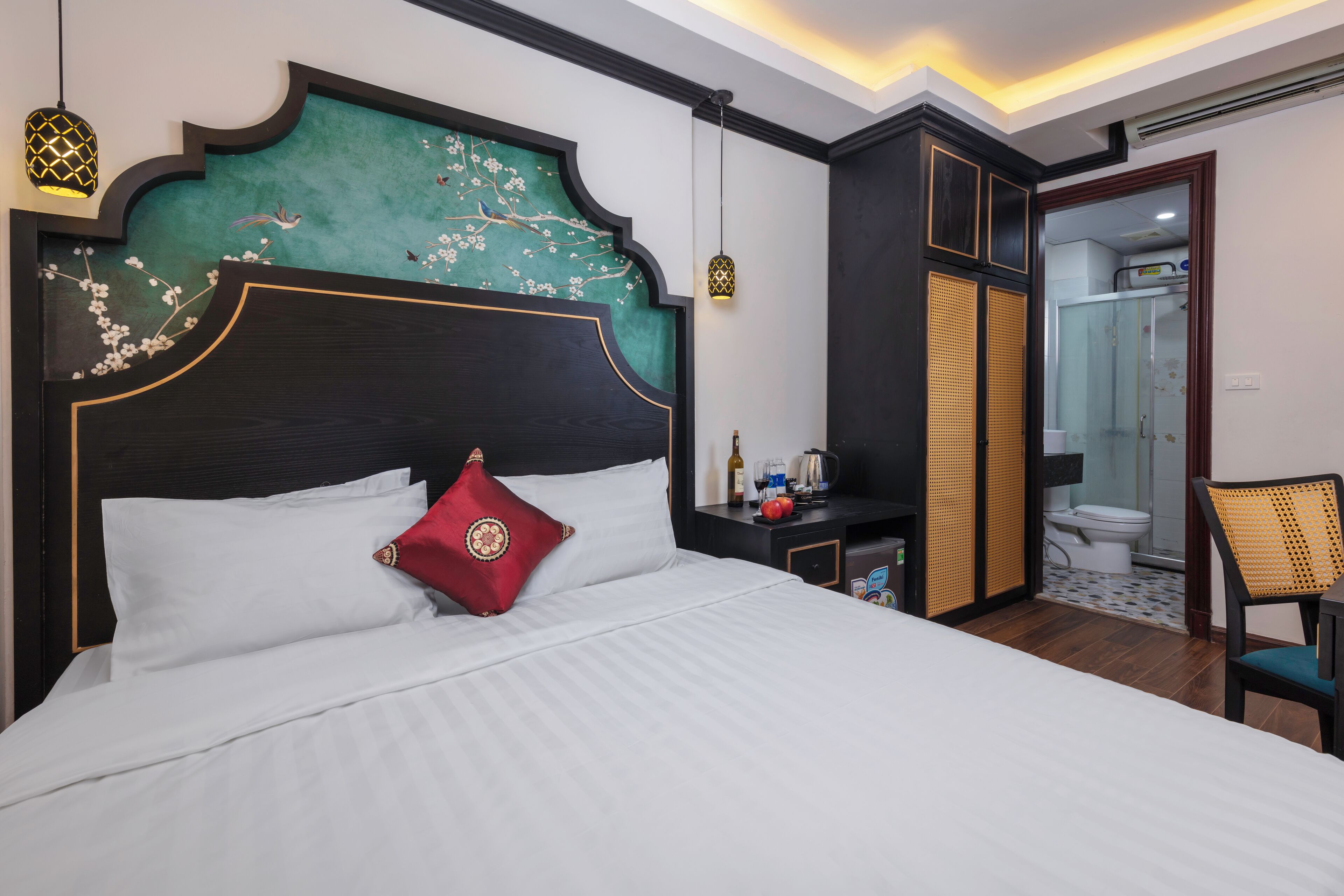 Photo - Queen Light Hotel