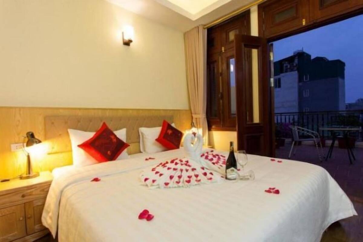 1 bedroom, Egyptian cotton sheets, premium bedding, Select Comfort beds