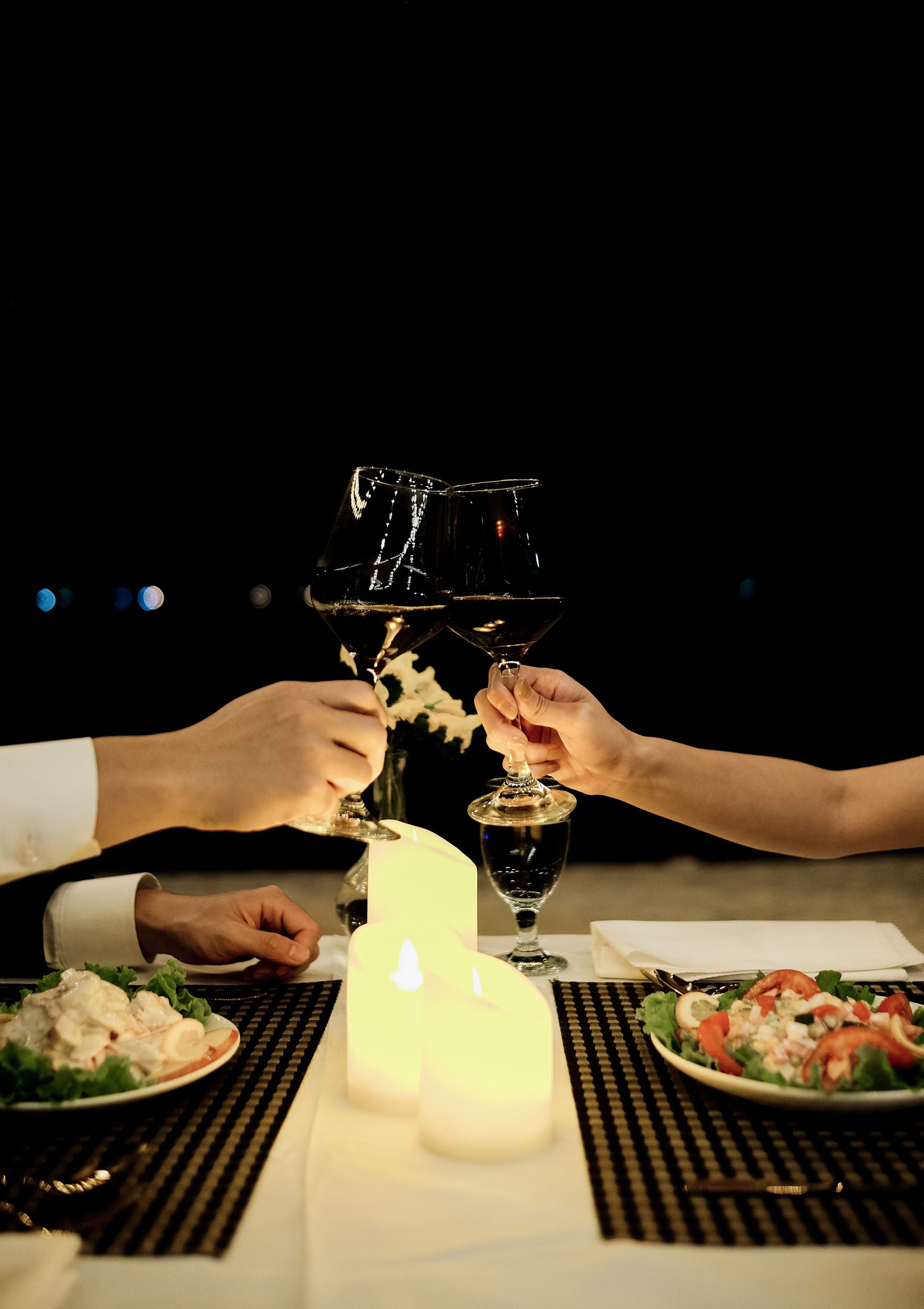 breakfast, lunch, dinner served; indonesian cuisine