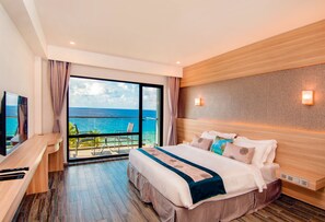 Minibar, in-room safe, individually furnished, desk - Kaani Grand Seaview (Maafushi)