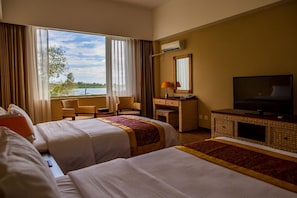 Room | In-room safe, rollaway beds, free WiFi