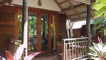 Quarto casal standard | Cofres nos quartos, camas extras/dobráveis (sobretaxa)