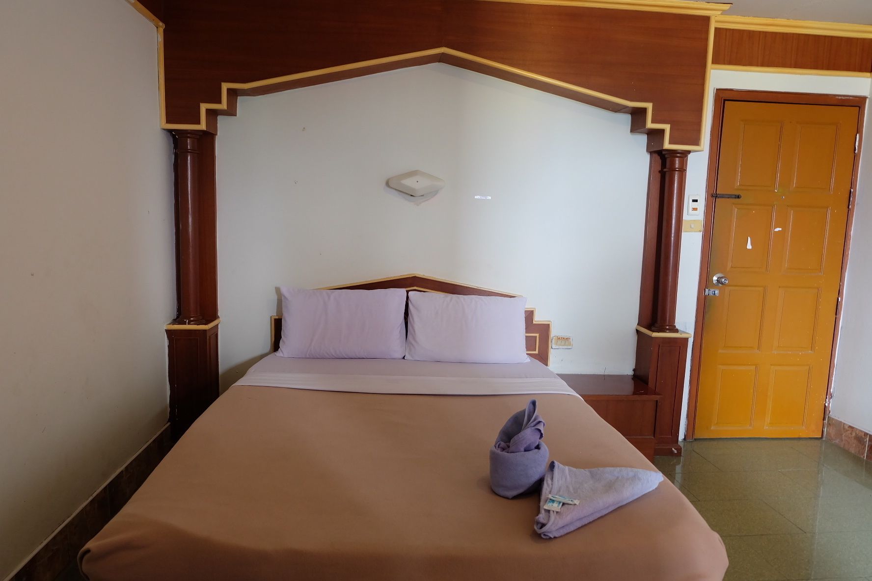 Standard Room | Desk, free WiFi