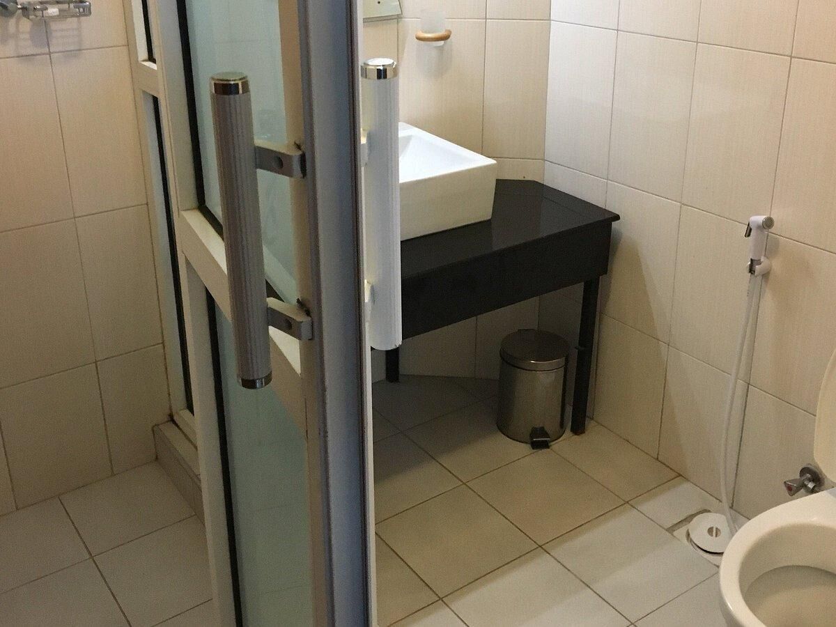 deluxe triple room | 1 bedroom, in-room safe, free wifi, bed sheets