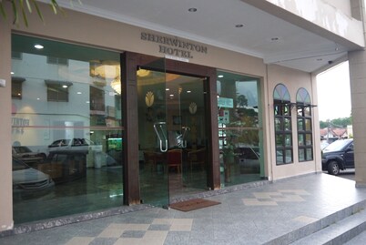 Sherwinton Hotel
