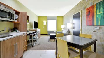 Suite, 1 Bedroom, Non Smoking | Hypo-allergenic bedding, down comforters, in-room safe, desk