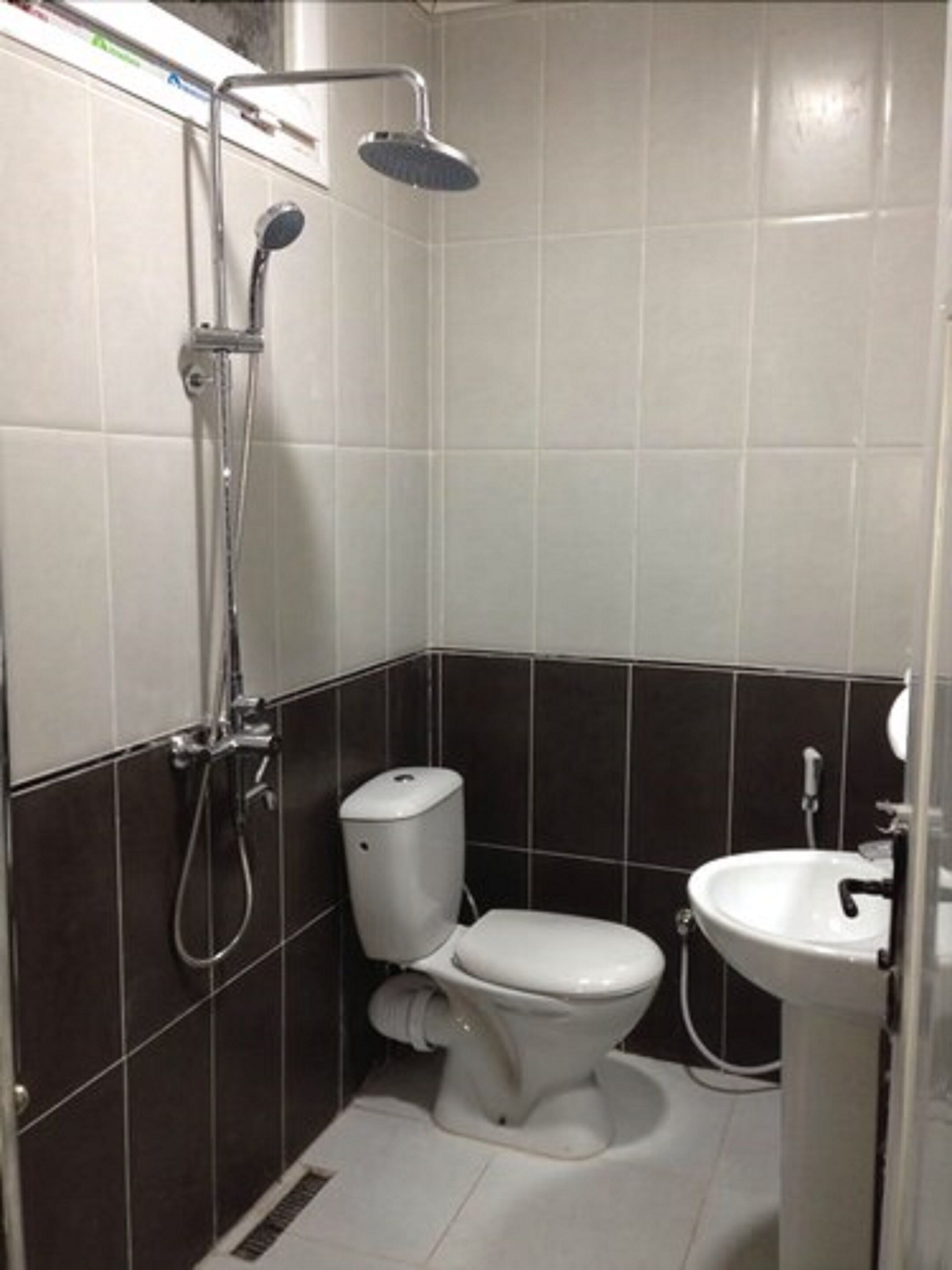 Appartement, 1 chambre, cuisinette | Salle de bain | Douche, séchoir à cheveux, serviettes fournies