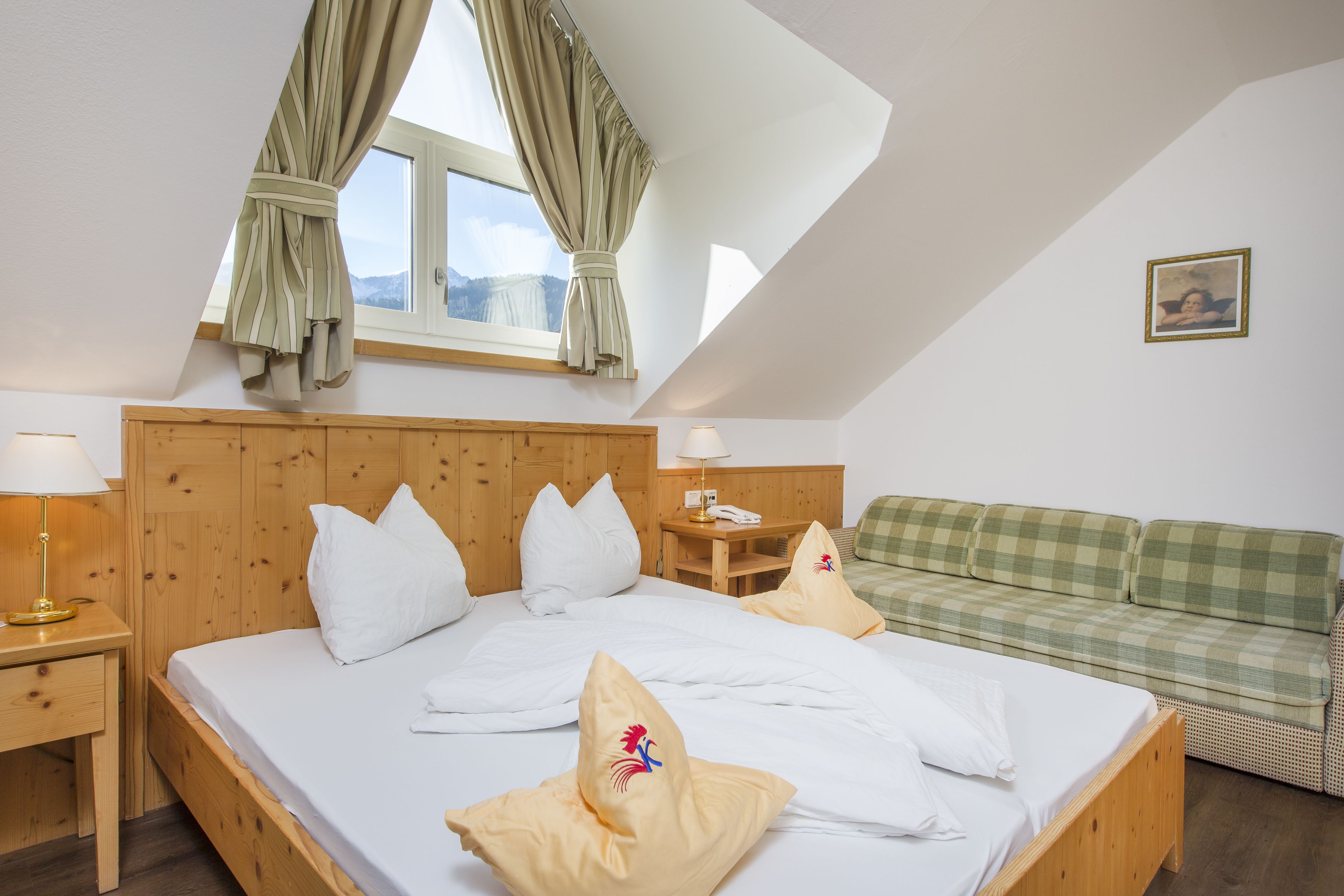 comfort double room | hypo-allergenic bedding, down duvets, in-room safe, desk