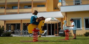 Außen-Kinderspielplatz