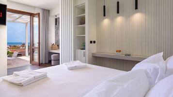 Chambre supérieure, non-fumeur, vue sur la mer | Literie de qualité, couette en duvet, minibar, coffre-fort