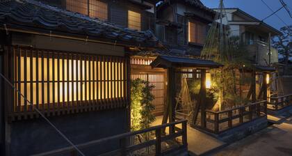 Hikoso-machi Gin no Ma