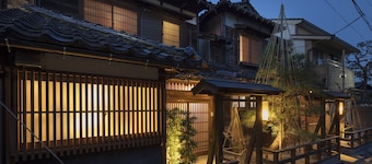 Hikoso-machi Gin no Ma