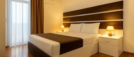 Deluxe Suite, Connecting Rooms, City View | 1 bilik tidur, cadar kapas Mesir, peralatan tempat tidur premium