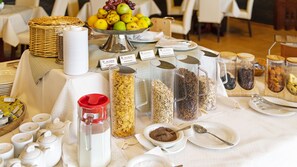 Desayuno estilo bufé