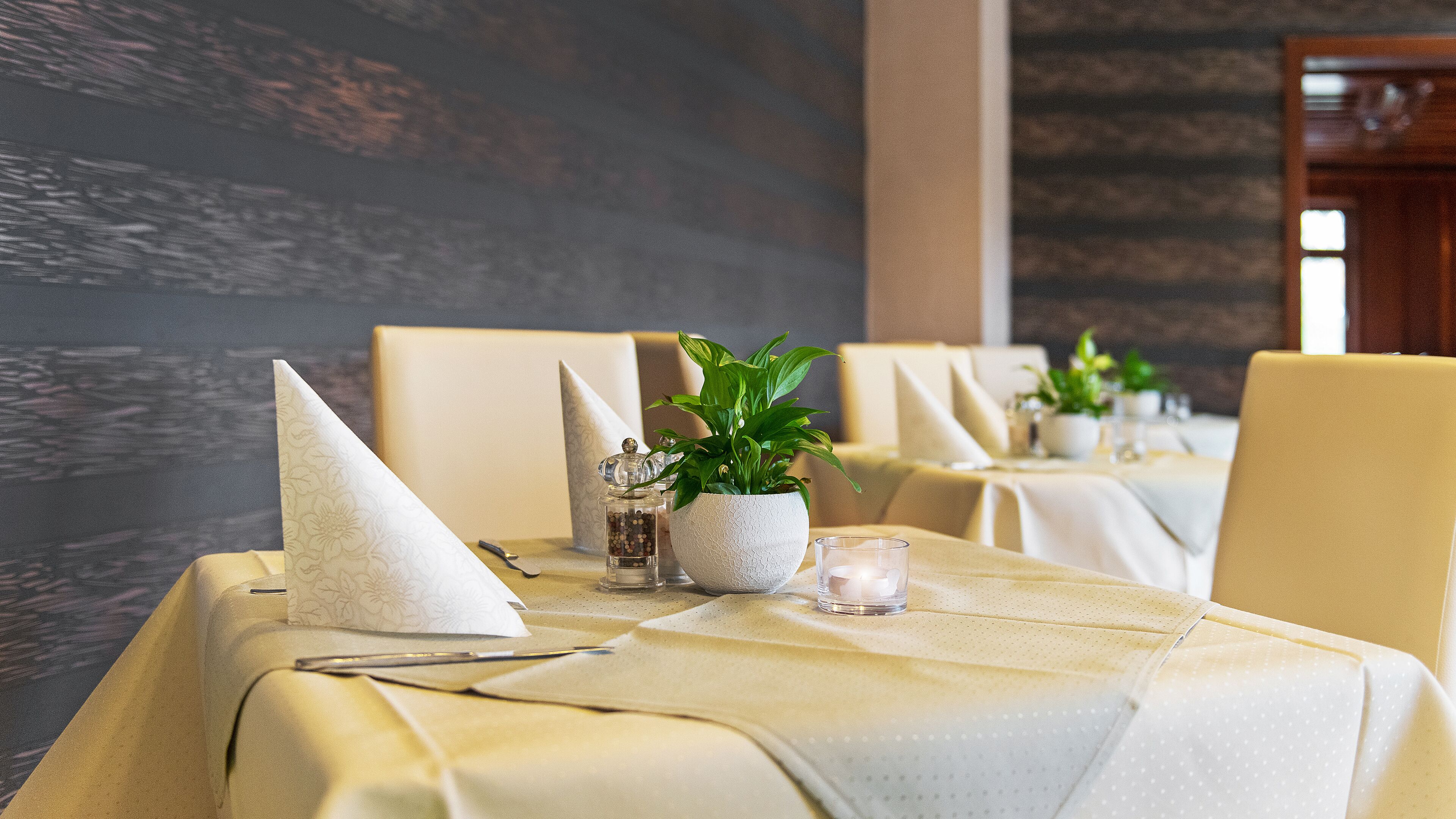 lunch and dinner served, local and international cuisine