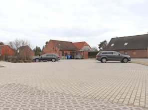 Free valet parking - Penny-Pension (Gross Twulpstedt)