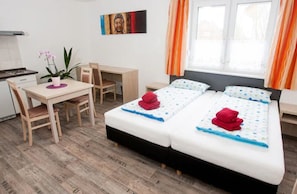 Double Room, Kitchenette | Desk, blackout drapes, iron/ironing board, rollaway beds - Penny-Pension (Gross Twulpstedt)