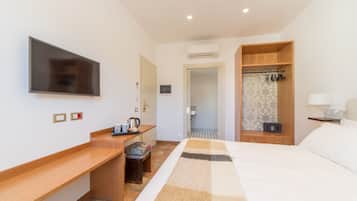 Suite Familiale | 2 chambres, coffres-forts dans les chambres, bureau, rideaux occultants