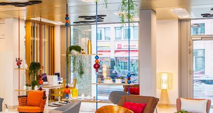 Capri by Fraser Berlin