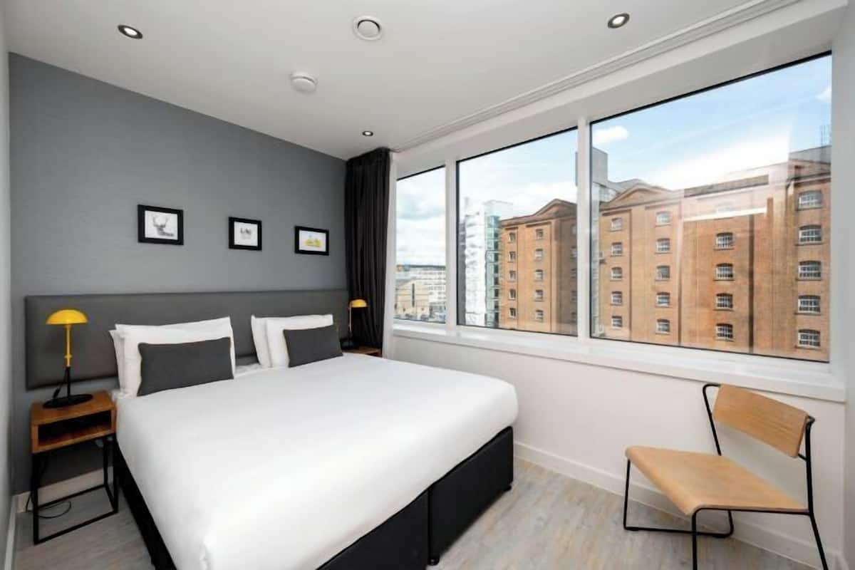 1 bedroom, soundproofing, iron/ironing board, free WiFi