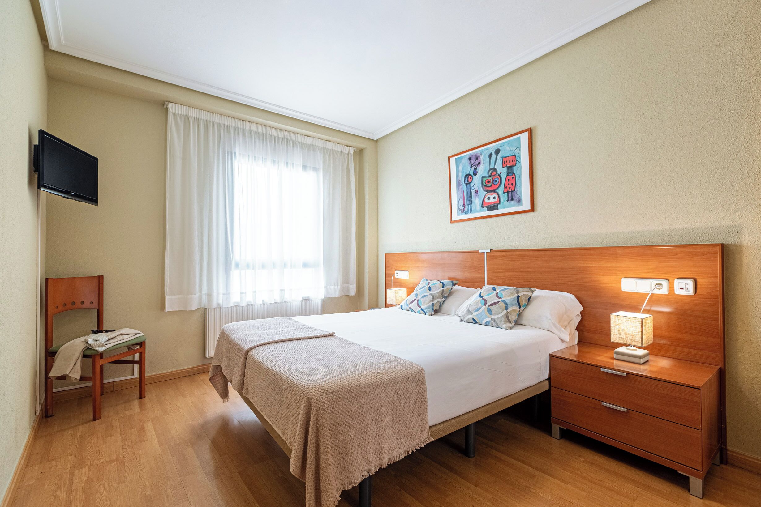 Double Room | Desk, blackout curtains, free cots/infant beds, free WiFi