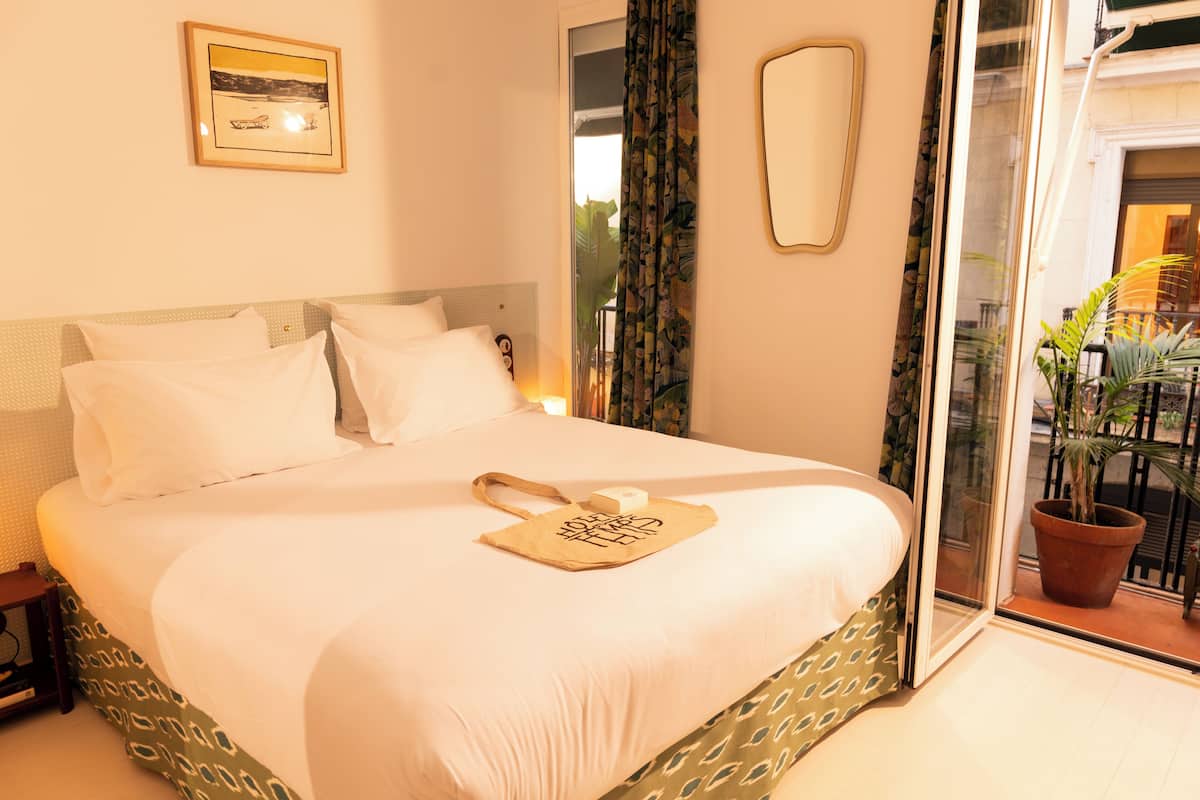 Classic Room, 1 Queen Bed