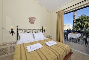 Interior - Paris Village (Messini)