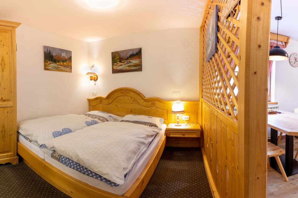 1 habitación y ropa de cama de alta calidad