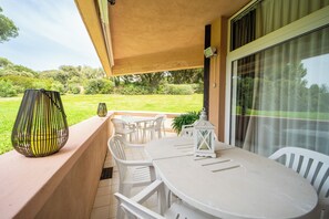 Apartment, 2 Bedrooms | Terrace/patio