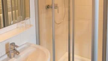 Buồng tắm vòi sen