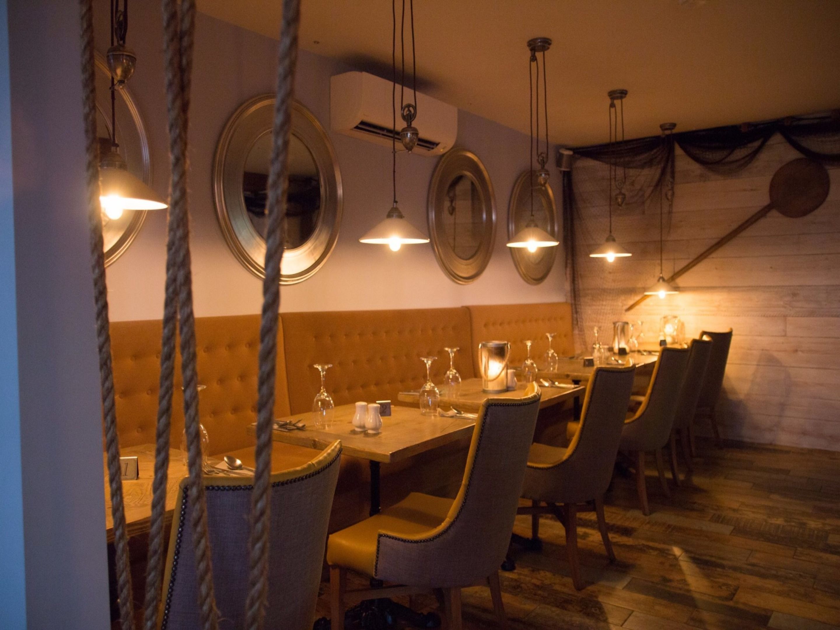 breakfast, lunch, dinner served; british cuisine, garden views